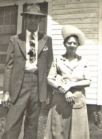 Charlie McTeer Sligher and his wife Mary Ann (Thompson) Sliger
