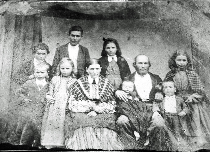 Lewis Patton Gentry and his family in 1876